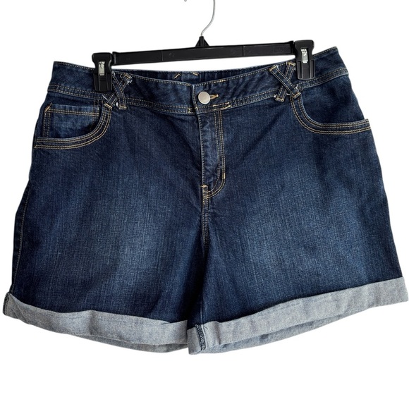 Lane Bryant Shorts Womens Plus Size 18 Comfort Stretch Denim Jean Rolled Cuff - Picture 1 of 13